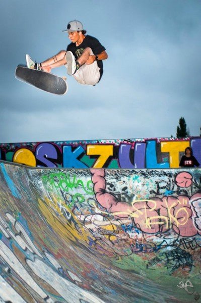 MR. TIBS, THE DRINKER OF NINEBALL JUICE