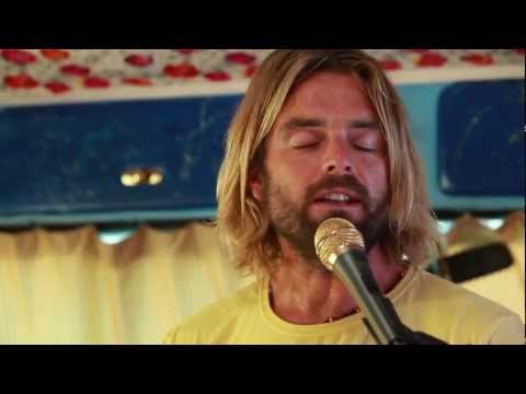 NEW MUSIC TUESDAY #7 - XAVIER RUDD JAMS IN THE VAN