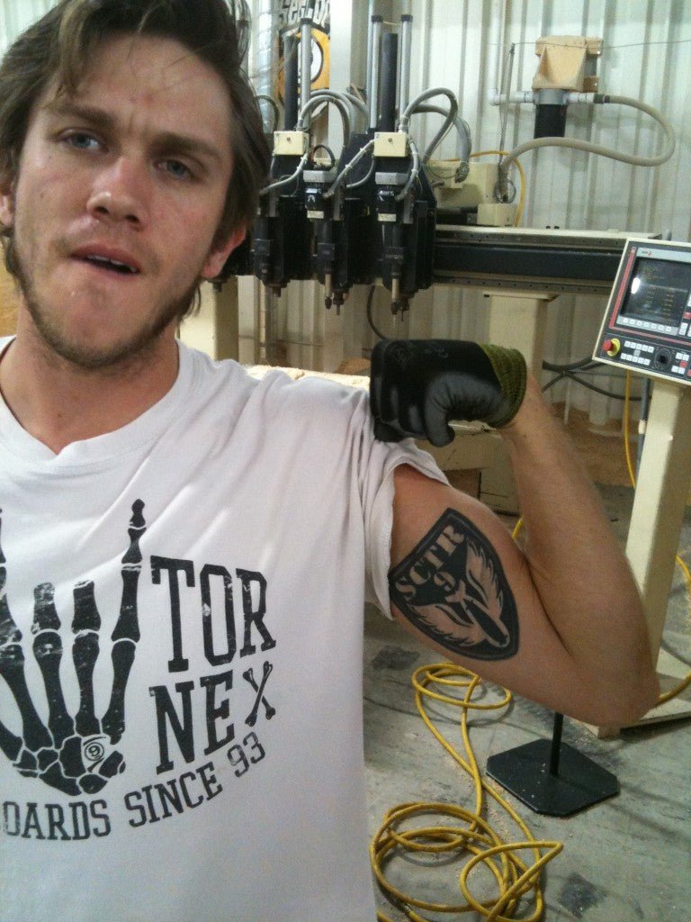 TATTOOSDAY #24 - THIS GUY HAND-MAKES YOUR SKATEBOARDS!